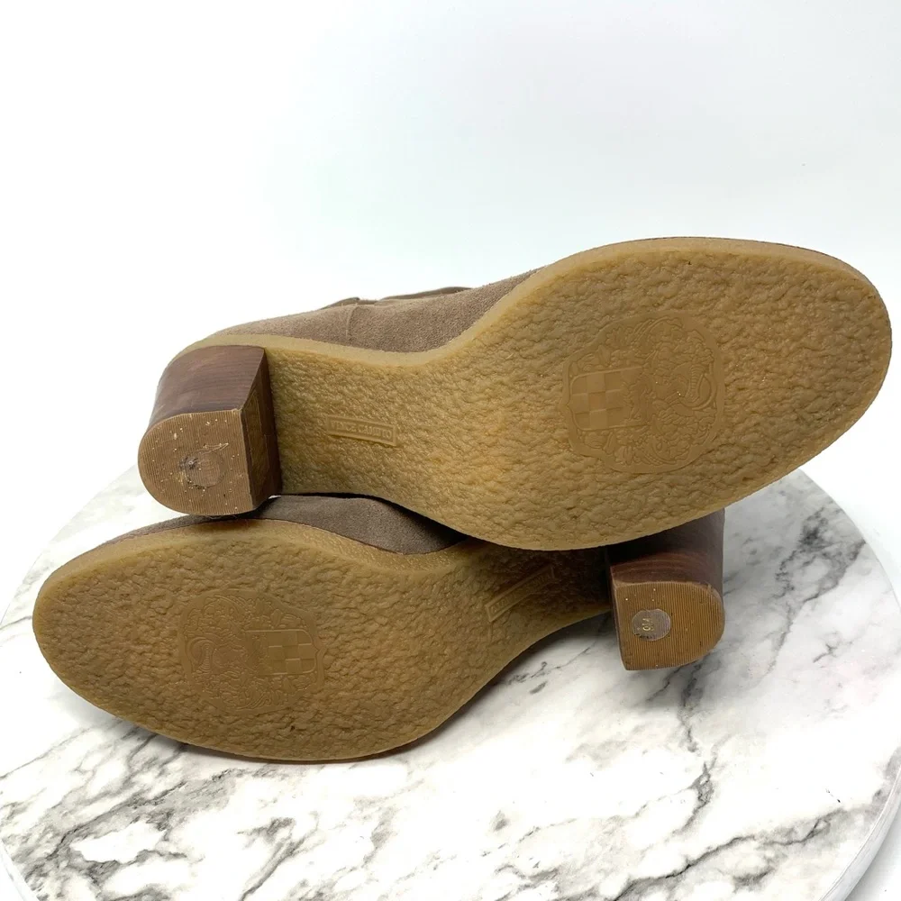 Vince Camuto Parka Suede Booties 9 Neutral Classic Casual  Bohemian Slouchy Boho - Picture 8 of 16